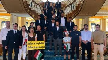 Irani udhëton për në Botëror, skuadra fotografohet para nisjes