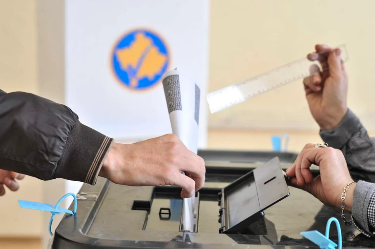 Këto janë adresat e 38 qendrave të votimit me kusht