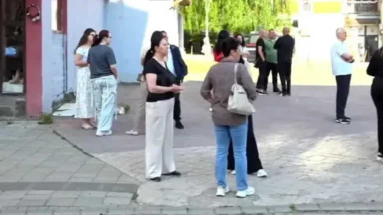 Lista Serbe sërish voton në grup