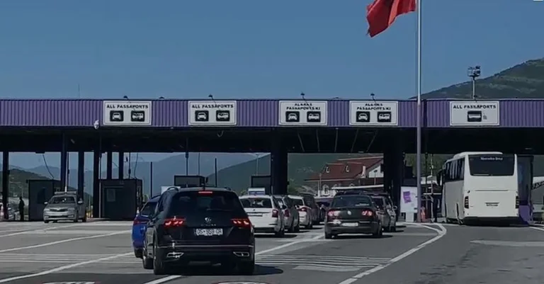 Zgjedhjet e jashtëzakonshme, kosovarët zgjedhin bregdetin shqiptar