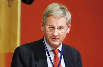 Bildt: A do t’i japin fund zgjedhjet e sotme ngërçit politik që ka bllokuar çdo progres dy vitet e fundit?