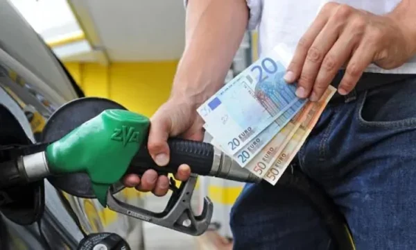 Çmimet e naftës rriten pasi Irani lëshon raketa drejt Izraelit