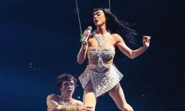 Nga Madridi në Prishtinë: Katy Perry e vendos “Sunny Hill”-in në hartën e turneut evropian 2026