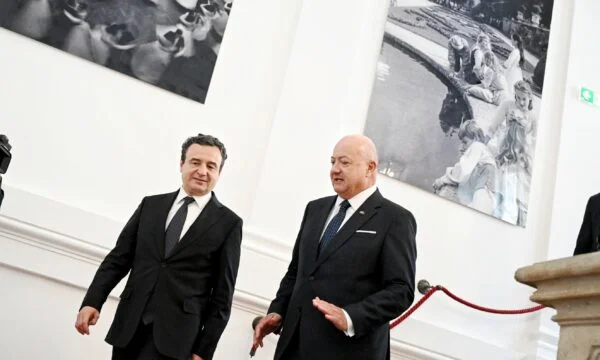 Takimi me kancelarin austriak në Vjenë, Kurti i flet për anëtarësimin e Kosovës në KiE si prioritet