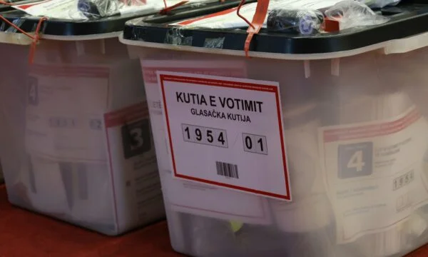 Mbyllet numërimi i votave të kandidatëve në 9 komuna, KQZ: Ka nisur vlerësimi i pakove me fletëvotime nga diaspora