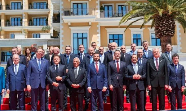Gjermania, Franca dhe shtetet e Beneluksit propozojnë të drejtë të kufizuar vote për anëtarët e rinj të BE-së
