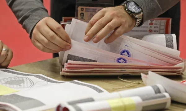 KQZ: Numërimi përfundon në 28 komuna, vazhdon në Prishtinë, Prizren, Ferizaj e shtatë komuna tjera