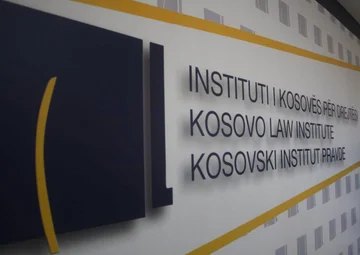 IKD: Vendimet e KPM-së po cenojnë seriozisht lirinë e mediave në Kosovë
