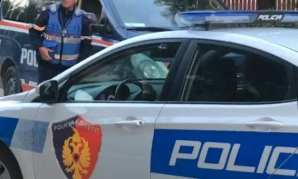 Heroinë nga Maqedonia e Veriut drejt Shqipërisë, arrestohen 2 persona në aksin Bulqizë-Librazhd