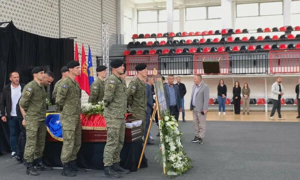 Homazhe in Skenderaj, political figures and citizens honour Sahit Jashar