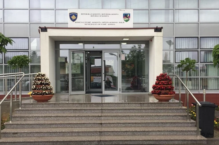 Situation d'urgence révélée dans le secteur des déchets de Fushë Kosovo