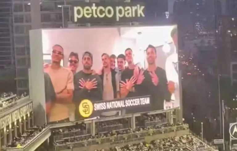 Prezydent Federacji Szwajcarii mówi także o orle Jaki.