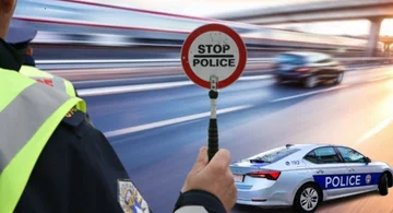 Blisko 1900 kary drogowe na 24 godziny, policja zgłosić dziesiątki wypadków i 13 aresztowanych