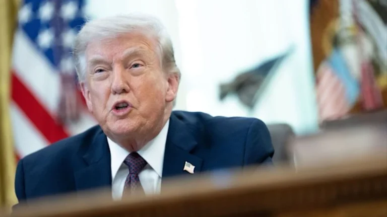 Trump: Nesër nënshkruajnë marrëveshjen më Iranin, menjëherë do të hapet Ngushtica e Hormuzit