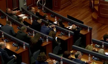 Door de PDK categorie tegen een coalitie met de VV: We moeten met hen onderhandelen voor geen positie.