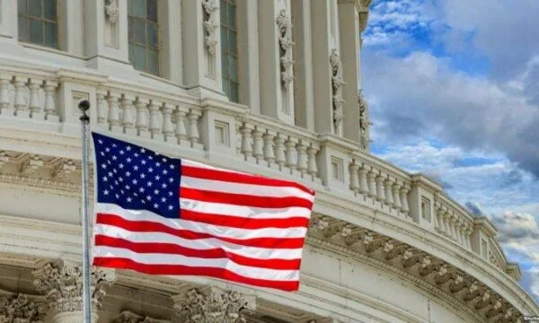 REL: Amerikanische Regenschirme beginnt für den Balkan zu schließen