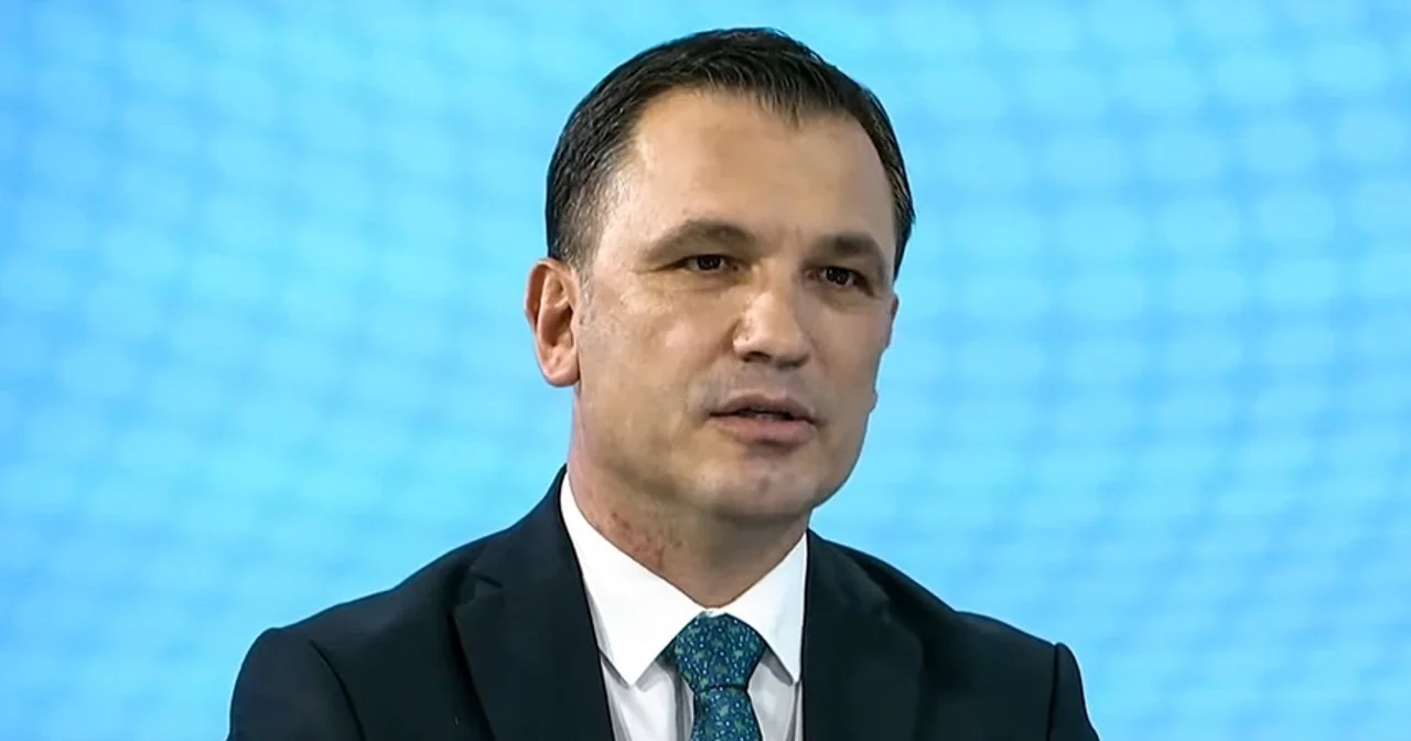Ish deputeti i LDK së shpërthen ndaj partisë  Po përgatitet koalicioni me Vetëvendosje  po caktohen edhe ministrat
