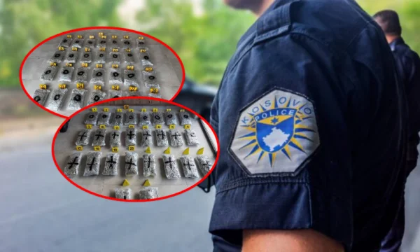 L'evento in cui sono stati sequestrati 60 kg di farmaci, la polizia condivide le foto della sostanza: Un camion e due auto sono stati sequestrati.
