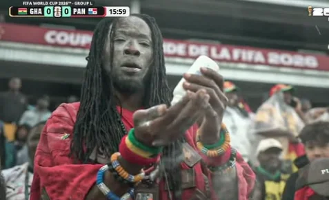 Strange: Ghana was equalizing the match until this fan took a move that changed the score.