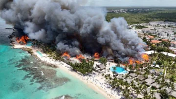 Fire at the luxury resort in Dominican Republic leaves tourists dead