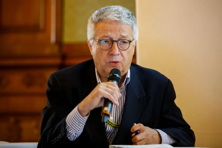 Petritsch: VV të dalë nga tradita se presidenti i takon veç asaj