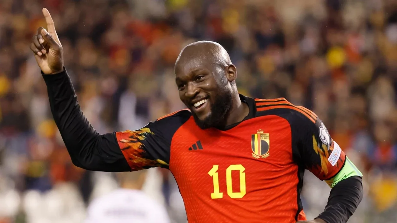Romelu Lukaku mesazh tifozëve pas paraqitjeve zhgënjyese të Belgjikës në Botëror