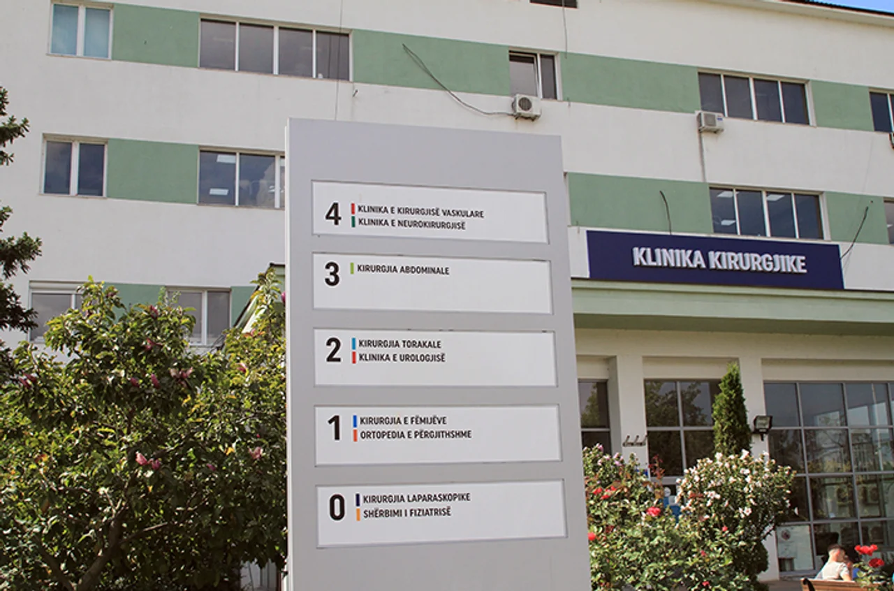Pacientët presin deri në 6 muaj për operime në Kirurgjinë Abdominale