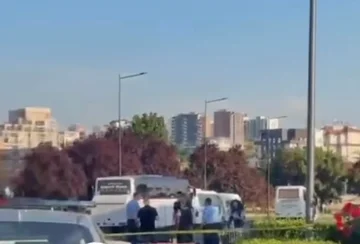 Alarm për mjet shpërthyes në Stacionin e Autobusëve në Prishtinë, policia evakuon zonën