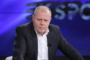 Mustafa Nano-Nachricht an Demonstranten: Abstand von Hamas Hunden und Berisha Hunden halten