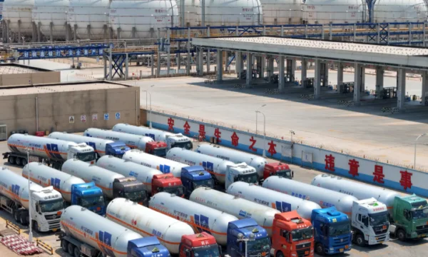CNN: Il futuro dei prezzi del petrolio dipende dalla Cina