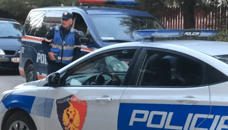 Der Mann verdächtigt seine Frau in Elba in Brand zu setzen