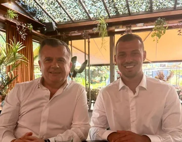 Balla meets in Tirana with Andrew Thaci: Today we have the president among us.