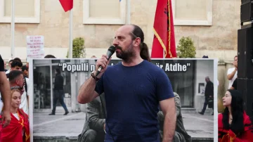 Dritan Goxhaj bënte thirrje për vrasje të politikanëve: Rrotacioni politik në Shqipëri mund të bëhet edhe me plumb (VIDEO)
