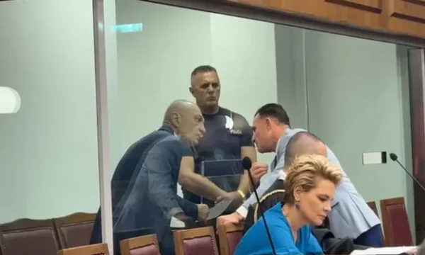 “Boll, I can't take it anymore, don't talk to women”, crash between Grande and Meta in court