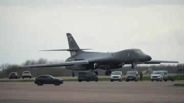 Italy rejects NATO chief's statements of 500 American planes