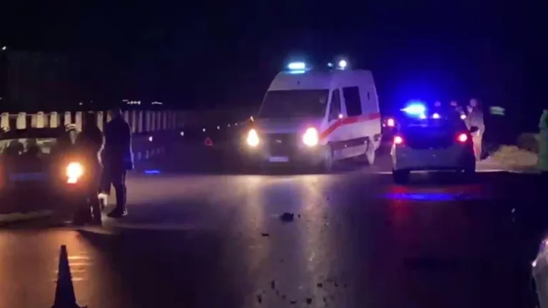 Aksident i rëndë në rrugën Lezhë-Milot, katër të lënduar nisen drejt Spitalit të Traumës