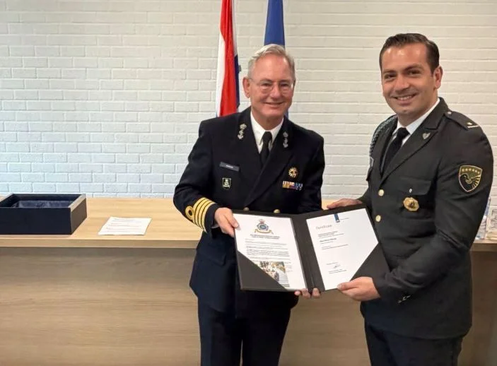 KSF-Offizier beendet erfolgreich internationalen Militärkurs in Großbritannien