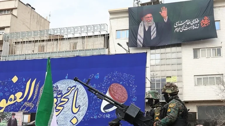 Iran's Revolutionary Guard after the American attack: If aggression repeats itself, we will respond.