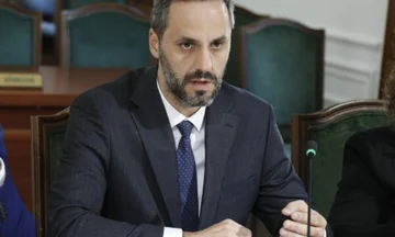 Ministri i Brendshëm i Shqipërisë Lamallari: Mund të shpallen persona të tjerë “Non Grata”
