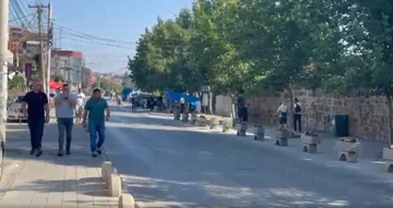 Aggiunte forze di polizia in Gazimestan, come serbi iniziano a raccogliere per “Vidovdan