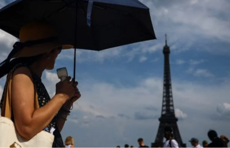Más de 1.000 víctimas de la ola de calor extrema de Francia
