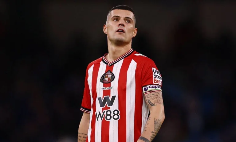 Sunderland refuzon ofertën prej 8 milionë eurosh nga Chelsea për Xhakën