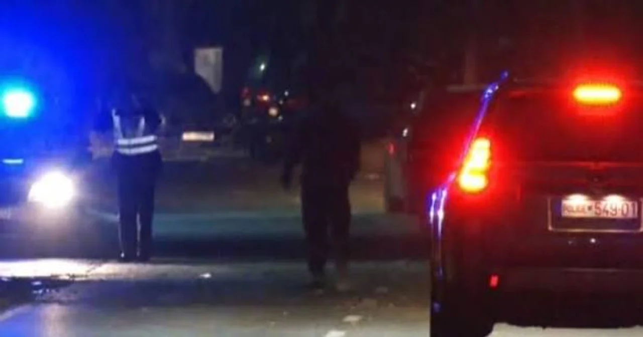 Ngjarja e rëndë në Deçan  babë e bir dyshohet se vdiqën si pasojë e kontaktit me rrymën  Policia  Ishin duke e larë veturën në oborr