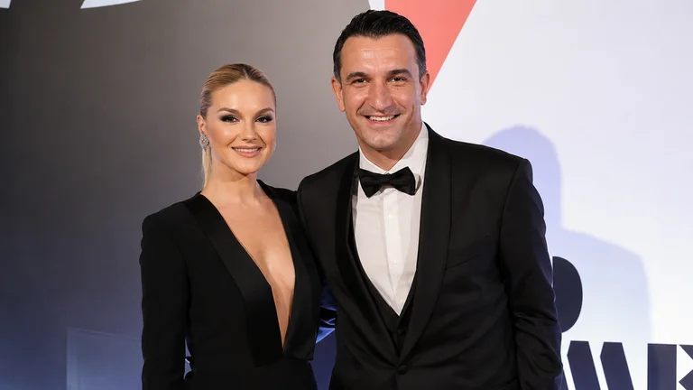 Erion Veliaj bëhet baba për herë të dytë, merr leje për të vizituar të birin
