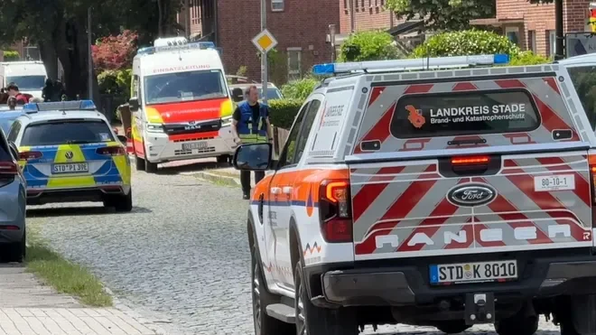 Zwei verhaftet nach fünf Verletzungen in einem Jugendzentrum in Deutschland gefeuert