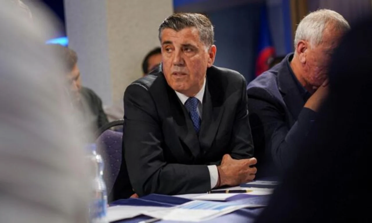 Mbledhja në LDK  Haziri  Po trajtohet situata paszgjedhore  kemi vendosur të jemi pjesë aktive e ndërtimit të institucioneve