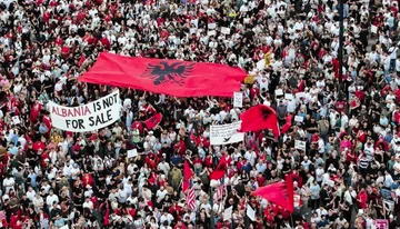 “Nessun deputato ci rappresenta I manifestanti dell'Albania verso la creazione di “Convenzione civica
