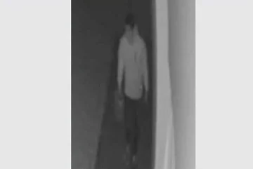 Polizei fordert Hilfe der Bürger bei der Identifizierung einer Person, die verdächtigt wird, auf Drenas zu schießen