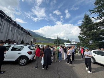 “Mediat m'kanë sosë”, komunikimi i zyrtares me këshilltaren e Armend Mujës për aksionin kundër qumështores Vita