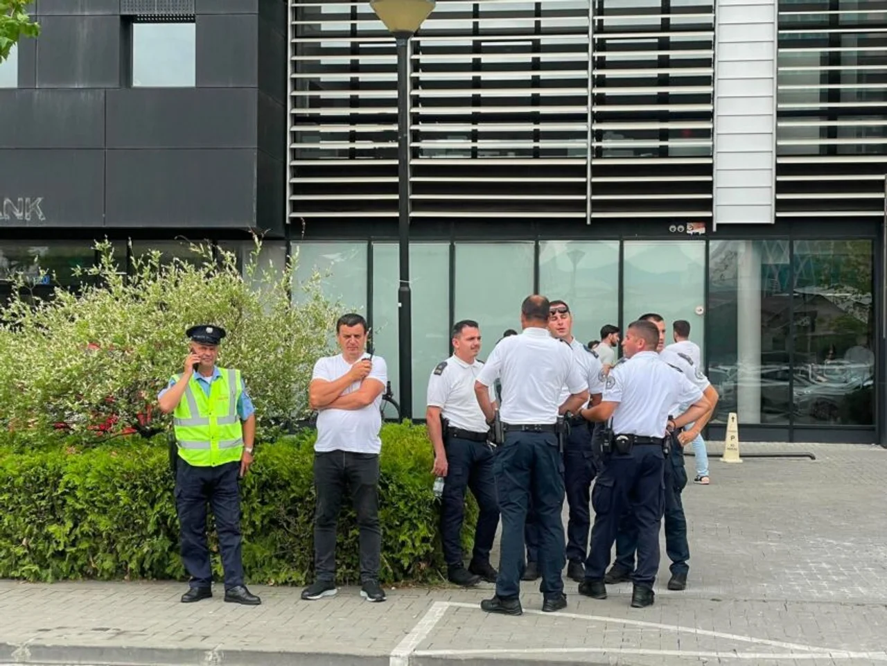 Shtyhet protesta e fermerëve para Ministrisë së Bujqësisë  organizatorët  U anulua për arsye ligjore